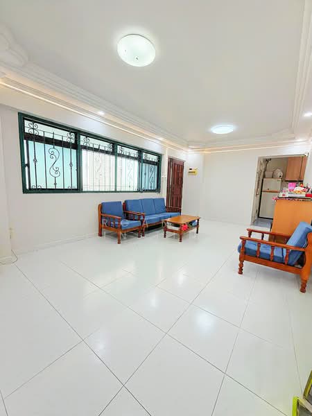 144 Lorong 2 Toa Payoh, 144 Lorong 2 Toa Payoh, 3 Bedrooms, 969 sqft, HDB Flat For Sale, by Morgans Ng Lin Ting, 500146972 - Living Room - PropertyGuru.com.sg