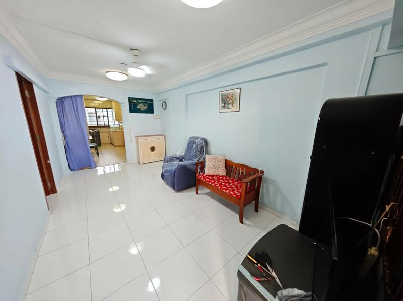 534 Bedok North Street 3, 534 Bedok North Street 3, 1 Bedroom, 484 sqft, HDB Flat For Rent, by Zac Mohd, 500146978 - Living Room - PropertyGuru.com.sg
