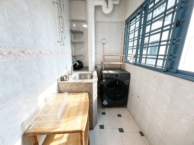 467B Admiralty Drive, 467B Admiralty Drive, 3 Bedrooms, 1,261 sqft, HDB Flat For Rent, by Juliana Low, 500146979 - Yard - PropertyGuru.com.sg