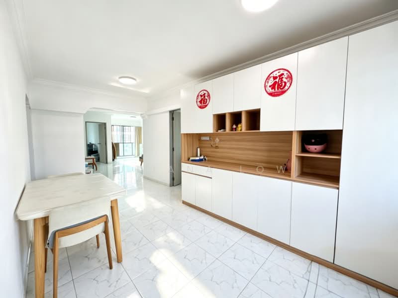 467B Admiralty Drive, 467B Admiralty Drive, 3 Bedrooms, 1,261 sqft, HDB Flat For Rent, by Juliana Low, 500146979 - Living Room - PropertyGuru.com.sg