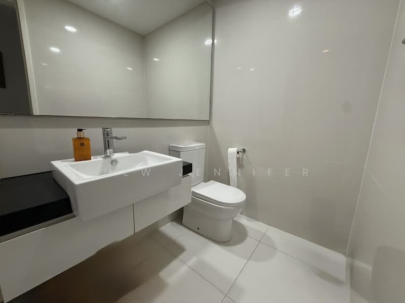 The Interlace, 220 Depot Road, 4 Bedrooms, 2,276 sqft, Condominium For Rent, by Chew Jennifer, 500146980 - Bathroom - PropertyGuru.com.sg