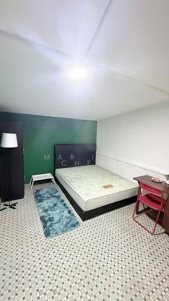 Taman Mas Merah, 8 Taman mas merah, Buona Vista / West Coast / Clementi New Town, 1 Bedroom, 180 sqft, Terraced House For Rent, by Mar Inn Chee, 500146983 - Bedroom - PropertyGuru.com.sg