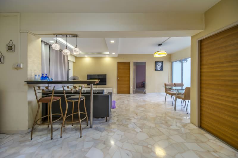 387 Tampines Street 32, 387 Tampines Street 32, 4 Bedrooms, 1,356 sqft, HDB Flat For Sale, by Eddie Tan, 500146984 - Living Room - PropertyGuru.com.sg