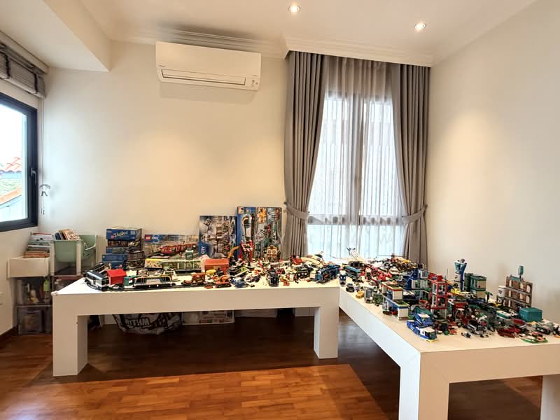 Serangoon Gardens Semi D, , 5 Bedrooms, 3,800 sqft, Semi-Detached House For Sale, by Sherlyn Aw, 500146987 - Interior - PropertyGuru.com.sg