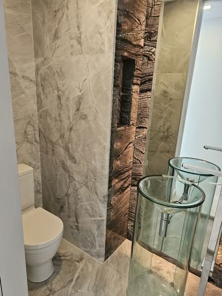 St. Regis Residences Singapore, 33 Tanglin Road, 4 Bedrooms, 2,123 sqft, Apartment For Sale, by Kim Lim, 500147013 - Bathroom - PropertyGuru.com.sg