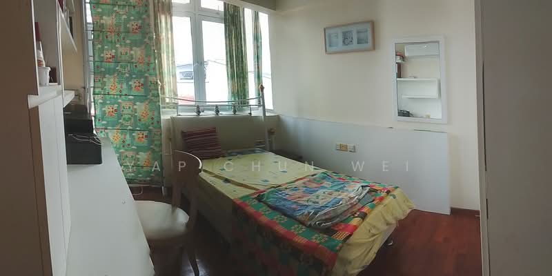 Breezy Mansions, 15 Sandilands Road, Room Rental, 120 sqft, Condominium For Rent, by Yap Chun Wei, 500147014 - Bedroom - PropertyGuru.com.sg