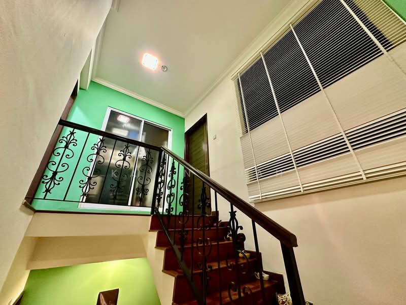 Bartley Villas, How Sun Walk, 5 Bedrooms, 3,350 sqft, Terraced House For Sale, by Kavin Kuah, 500147023 - Interior - PropertyGuru.com.sg