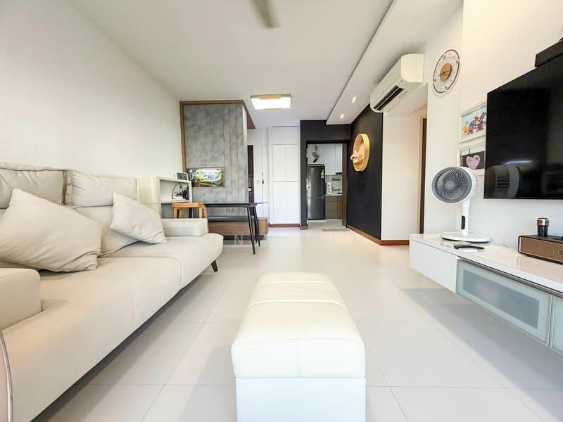 326D Anchorvale Road, 326D Anchorvale Road, 3 Bedrooms, 990 sqft, HDB Flat For Sale, by Yuna Lim, 500147027 - Living Room - PropertyGuru.com.sg