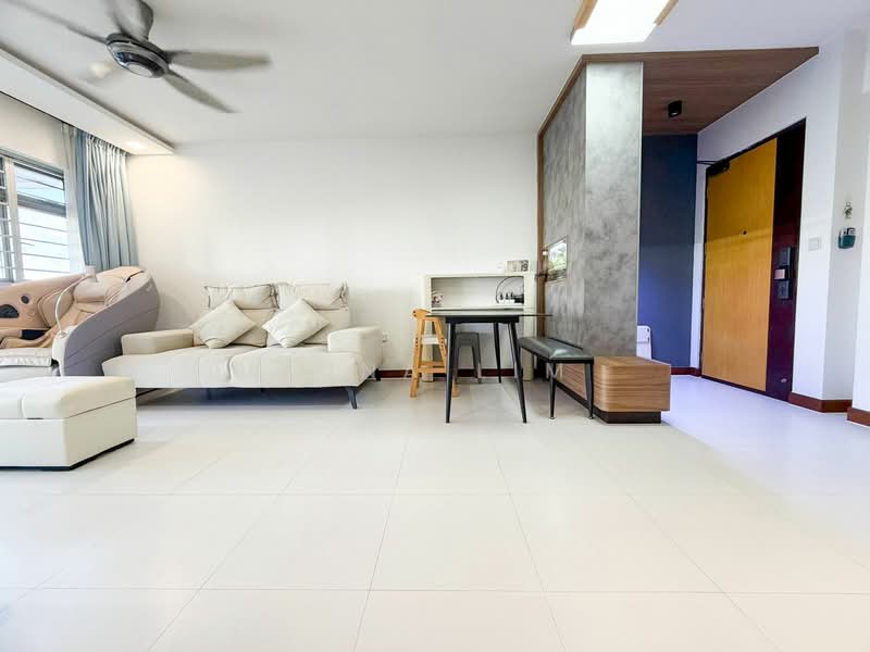 326D Anchorvale Road, 326D Anchorvale Road, 3 Bedrooms, 990 sqft, HDB Flat For Sale, by Yuna Lim, 500147027 - Living Room - PropertyGuru.com.sg
