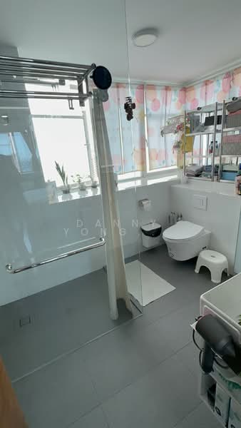 The Jade, 9 Bukit Batok Central Link, 3 Bedrooms, 1,475 sqft, Condominium For Sale, by Danny Yong Kai Woon, 500147053 - Master Bathroom - PropertyGuru.com.sg