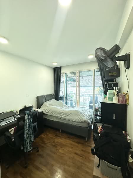 The Jade, 9 Bukit Batok Central Link, 3 Bedrooms, 1,475 sqft, Condominium For Sale, by Danny Yong Kai Woon, 500147053 - 2nd Bedroom - PropertyGuru.com.sg