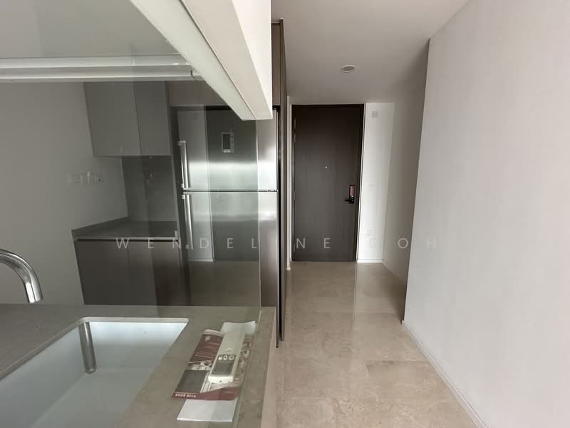 Avenue South Residence, 11 Silat Avenue, 2 Bedrooms, 721 sqft, Condominium For Sale, by Wendeline Goh, 500147064 - Kitchen - PropertyGuru.com.sg