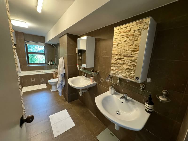 🔥Woollerton Park GCB near Botanic Gardens! with Pool 🔥, , 7 Bedrooms, 8,000 sqft, Good Class Bungalow For Rent, by Martin Goh 吴伟楠, 500147074 - Bathroom - PropertyGuru.com.sg