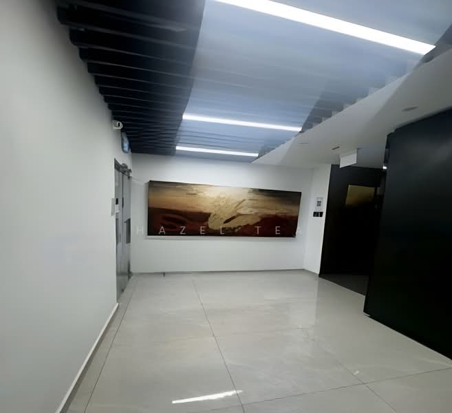 Lhk3 Building, 8 New Industrial Road, 4,069 sqft, Light Industrial (B1) For Sale, by Hazel Tea, 500147083 - Corridor - CommercialGuru.com.sg