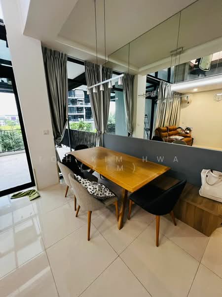The Trilinq, Jalan Lempeng, 2 Bedrooms, 1,335 sqft, Condominium For Sale, by Toh Kim Hwa (Kim), 500147084 - Dining Room - PropertyGuru.com.sg