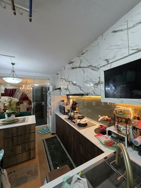 102 Simei Street 1, 102 Simei Street 1, 3 Bedrooms, 1,313 sqft, HDB Flat For Sale, by Sham Misbah, 500147085 - Kitchen - PropertyGuru.com.sg