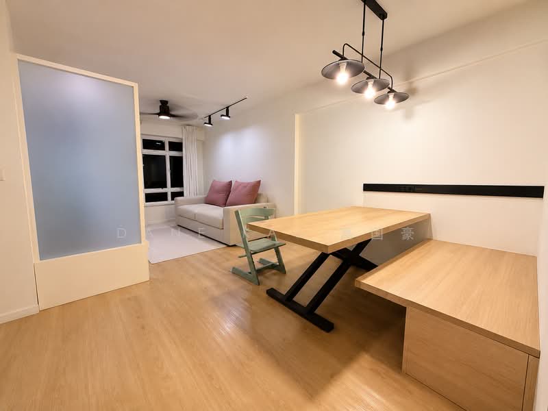 217B Sumang Walk, 217B Sumang Walk, 3 Bedrooms, 990 sqft, HDB Flat For Sale, by Dane Kau 高国豪, 500147091 - Living Room - PropertyGuru.com.sg