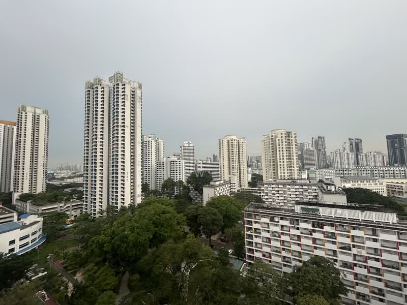 144 Lorong 2 Toa Payoh, 144 Lorong 2 Toa Payoh, 3 Bedrooms, 969 sqft, HDB Flat For Sale, by Andrew Seah, 500147103 - Exterior - PropertyGuru.com.sg