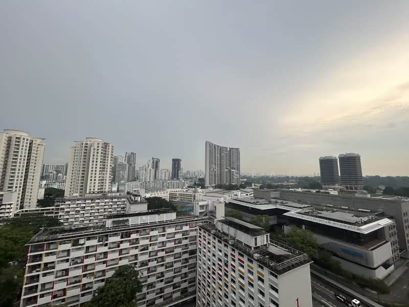 144 Lorong 2 Toa Payoh, 144 Lorong 2 Toa Payoh, 3 Bedrooms, 969 sqft, HDB Flat For Sale, by Andrew Seah, 500147103 - Exterior - PropertyGuru.com.sg