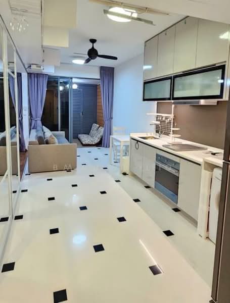 Sophia Hills, 5 Mount Sophia, 1 Bedroom, 506 sqft, Condominium For Sale, by Amber Li, 500147104 - Living Room - PropertyGuru.com.sg