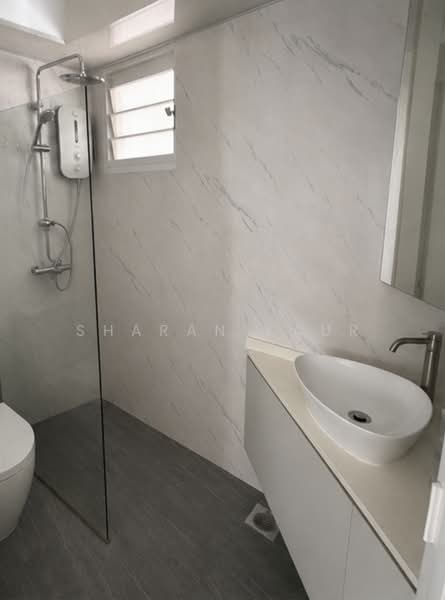 217C Sumang Walk, 217C Sumang Walk, 3 Bedrooms, 1,001 sqft, HDB Flat For Rent, by Sharan Kaur, 500147114 - Bathroom - PropertyGuru.com.sg