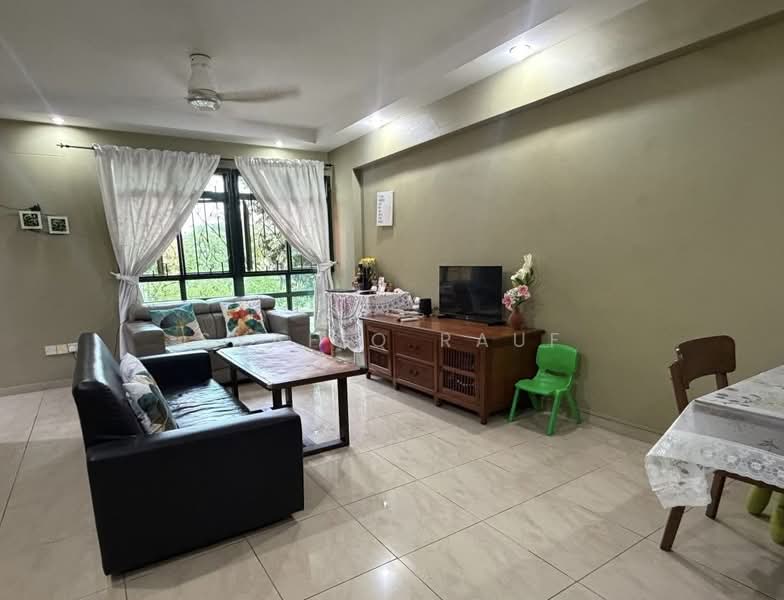 687B Woodlands Drive 75, 687B Woodlands Drive 75, 3 Bedrooms, 1,022 sqft, HDB Flat For Sale, by Syafiq Rauf, 500147118 - Living Room - PropertyGuru.com.sg