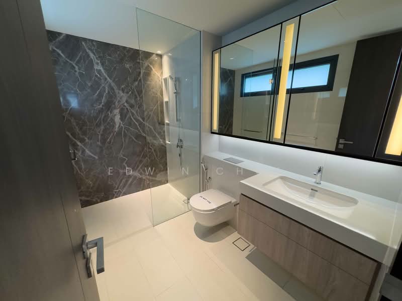 Greenbank Park, Greenbank Park, 5 Bedrooms, 5,436 sqft, Semi-Detached House For Sale, by Edwin Chua, 500147128 - Bathroom - PropertyGuru.com.sg