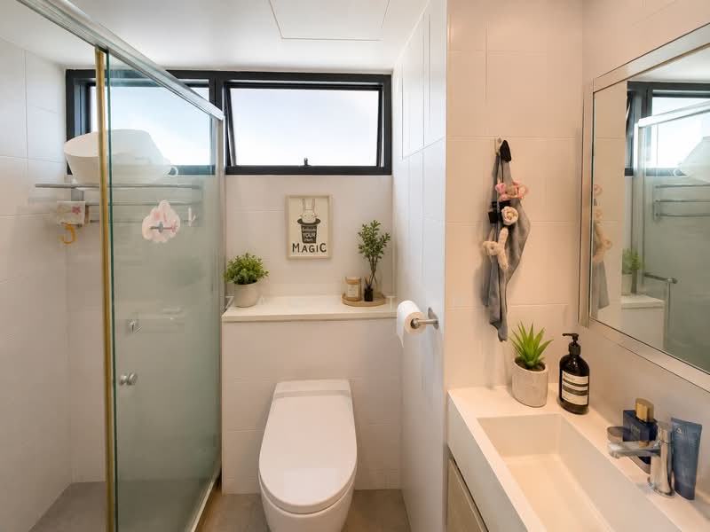 89 Dawson Road, 89 Dawson Road, 3 Bedrooms, 893 sqft, HDB Flat For Sale, by Zach Tan, 500147130 - Bathroom - PropertyGuru.com.sg