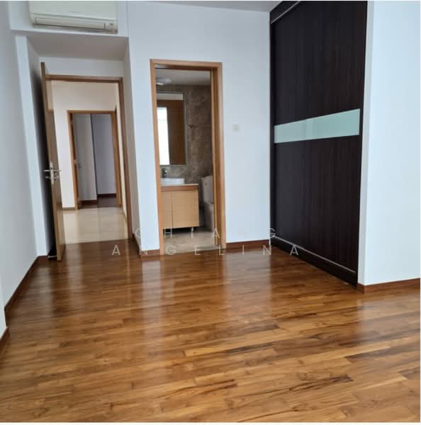 The Lakeshore, 31 Jurong West Street 41, 4 Bedrooms, 1,464 sqft, Condominium For Rent, by Chiang Angelina, 500147136 - Corridor - PropertyGuru.com.sg