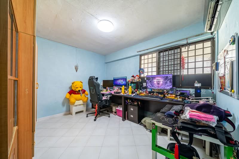 161 Yishun Street 11, 161 Yishun Street 11, 3 Bedrooms, 1,065 sqft, HDB Flat For Sale, by Seng Huat Kee 纪成发, 500147141 - Study - PropertyGuru.com.sg
