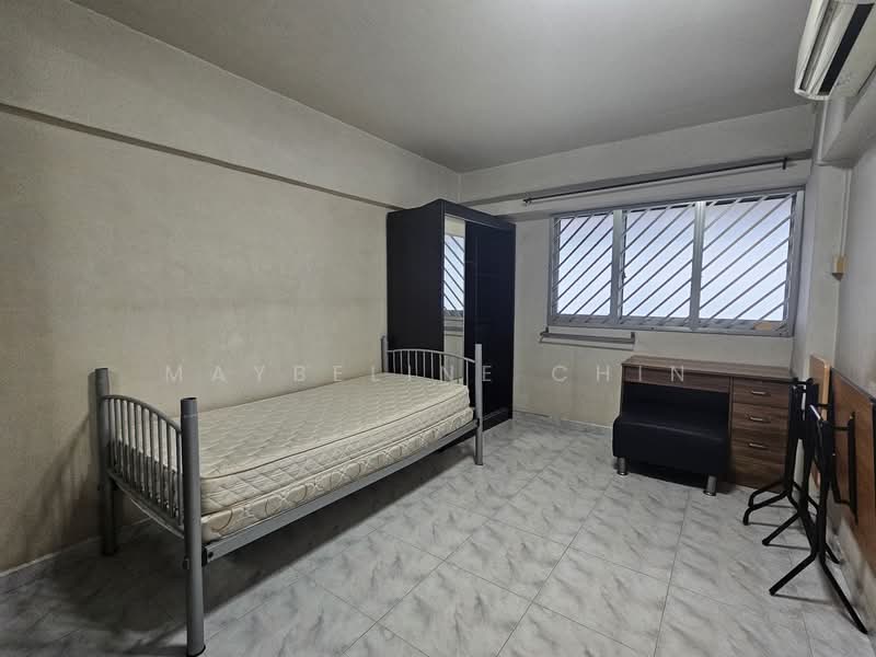 26 Marsiling Drive, 26 Marsiling Drive, Room Rental, 150 sqft, HDB Flat For Rent, by Maybeline Chin, 500147142 - Bedroom - PropertyGuru.com.sg