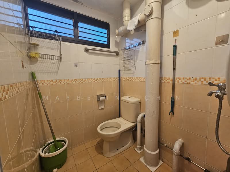 26 Marsiling Drive, 26 Marsiling Drive, Room Rental, 150 sqft, HDB Flat For Rent, by Maybeline Chin, 500147142 - Bathroom - PropertyGuru.com.sg