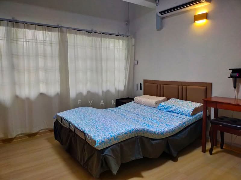 Clementi Park, 010101 Sunset Drive, 2 Bedrooms, 850 sqft, Condominium For Rent, by Evan Lee, 500147167 - Bedroom - PropertyGuru.com.sg