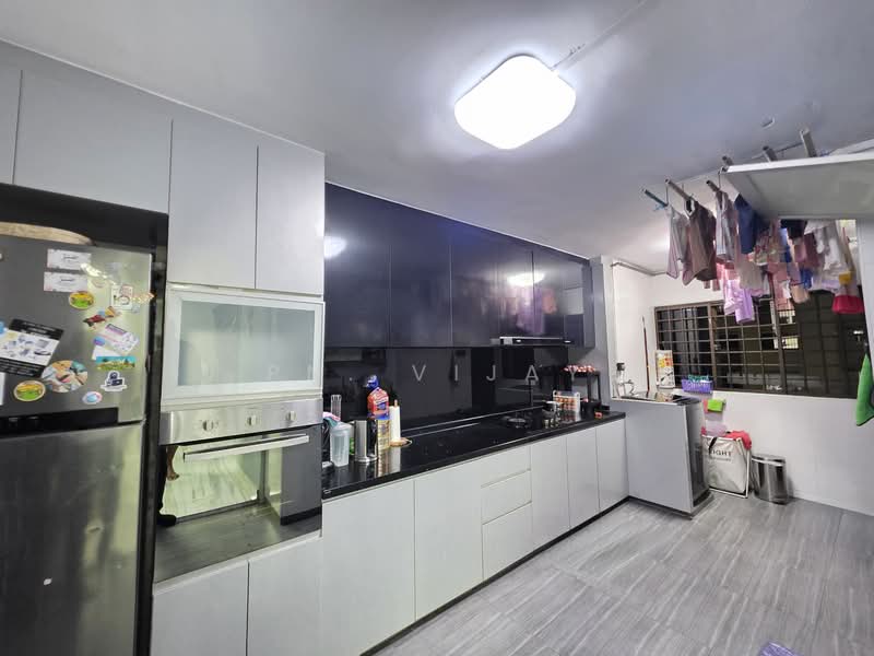 231 Yishun Street 21, 231 Yishun Street 21, 3 Bedrooms, 1,302 sqft, HDB Flat For Sale, by PN. Vijay, 500147171 - Kitchen - PropertyGuru.com.sg