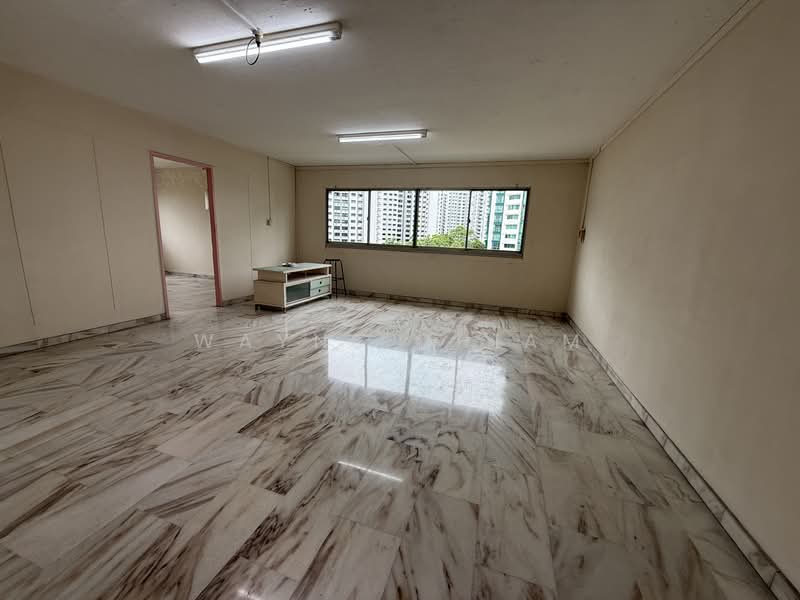 237 Choa Chu Kang Central, 237 Choa Chu Kang Central, 3 Bedrooms, 1,108 sqft, HDB Flat For Sale, by Wayne Chiam, 500147182 - Living Room - PropertyGuru.com.sg