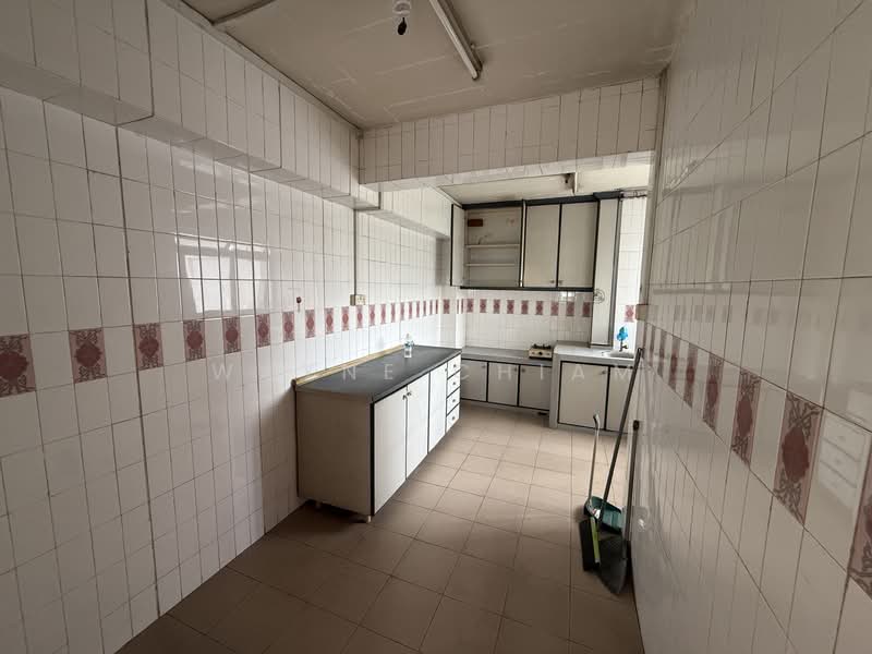 237 Choa Chu Kang Central, 237 Choa Chu Kang Central, 3 Bedrooms, 1,108 sqft, HDB Flat For Sale, by Wayne Chiam, 500147182 - Kitchen - PropertyGuru.com.sg