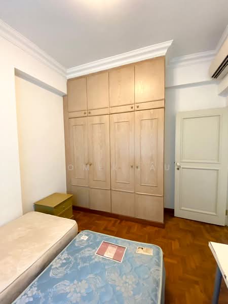 Royal Palm Mansions, 330 Pasir Panjang Road, 3 Bedrooms, 1,238 sqft, Condominium For Rent, by Homer Lau, 500147183 - Bedroom - PropertyGuru.com.sg