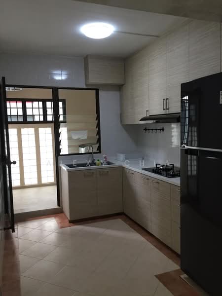 471 Sembawang Drive, 471 Sembawang Drive, Room Rental, 120 sqft, HDB Flat For Rent, by Alexa Chia, 500147189 - Kitchen - PropertyGuru.com.sg