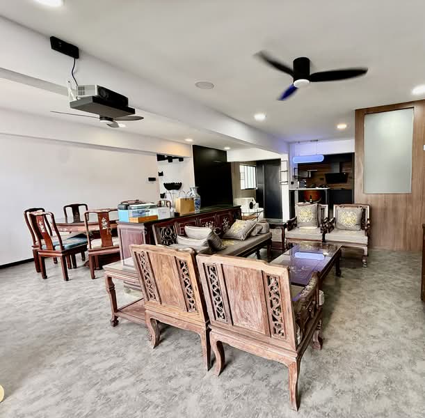 836 Yishun Street 81, 836 Yishun Street 81, 3 Bedrooms, 1,572 sqft, HDB Flat For Sale, by Kriste Cheong, 500147190 - Living Room - PropertyGuru.com.sg