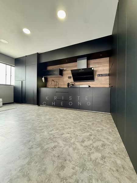 836 Yishun Street 81, 836 Yishun Street 81, 3 Bedrooms, 1,572 sqft, HDB Flat For Sale, by Kriste Cheong, 500147190 - Kitchen - PropertyGuru.com.sg