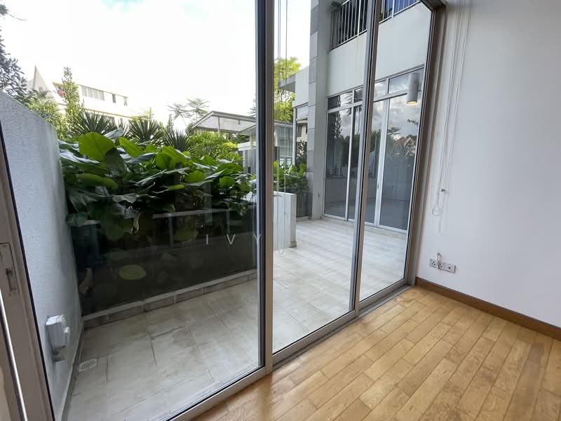 The Fernhill, 1 Fernhill Road, 3 Bedrooms, 1,615 sqft, Condominium For Rent, by Ivy Ng, 500147203 - Balcony - PropertyGuru.com.sg