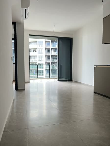 Park Colonial, 10 Woodleigh Lane, 2 Bedrooms, 678 sqft, Condominium For Rent, by Anson Lee, 500147205 - Living Room - PropertyGuru.com.sg