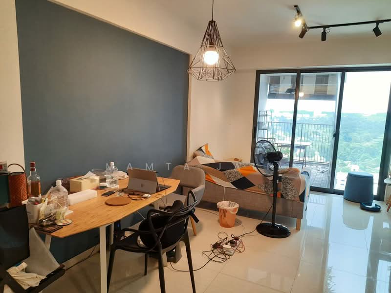 311C Clementi Avenue 4, 311C Clementi Avenue 4, 3 Bedrooms, 850 sqft, HDB Flat For Rent, by Mamta Jain, 500147207 - Living Room - PropertyGuru.com.sg