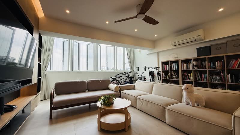 633 Hougang Avenue 8, 633 Hougang Avenue 8, 3 Bedrooms, 1,593 sqft, HDB Flat For Sale, by Kevin Ng, 500147220 - Living Room - PropertyGuru.com.sg