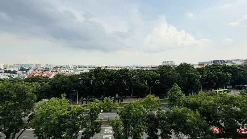 633 Hougang Avenue 8, 633 Hougang Avenue 8, 3 Bedrooms, 1,593 sqft, HDB Flat For Sale, by Kevin Ng, 500147220 - Exterior - PropertyGuru.com.sg