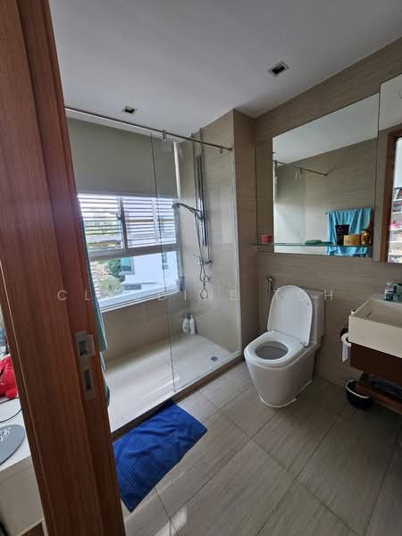 Cabana, 145A Sunrise Terrace, 5 Bedrooms, 3,067 sqft, Cluster House For Rent, by Claudine Toh, 500147226 - Bathroom - PropertyGuru.com.sg