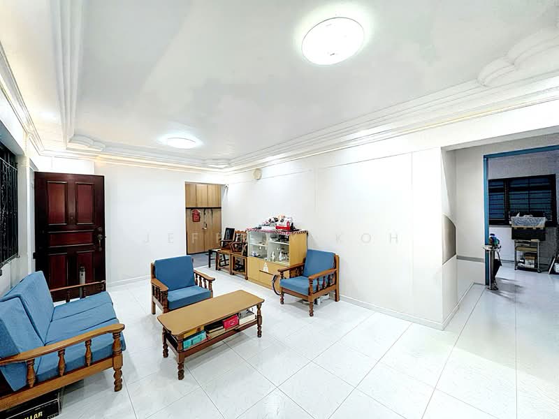 144 Lorong 2 Toa Payoh, 144 Lorong 2 Toa Payoh, 3 Bedrooms, 969 sqft, HDB Flat For Sale, by Jeffrey Koh, 500147228 - Living Room - PropertyGuru.com.sg