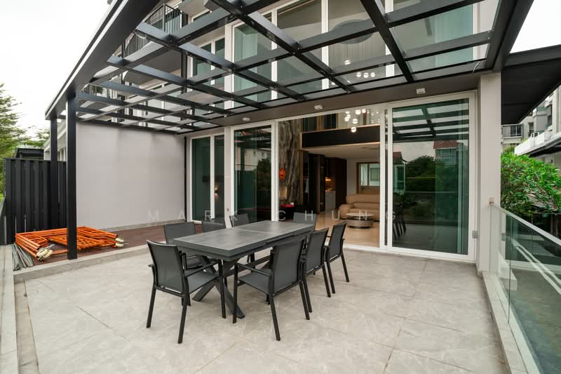 Brand new Corner Terrace! Lift, 5 levels (Mez,Attic), Jalan Baiduri, 6 Bedrooms, 6,000 sqft, Corner Terrace For Sale, by Mark Chung, 500147235 - Exterior - PropertyGuru.com.sg