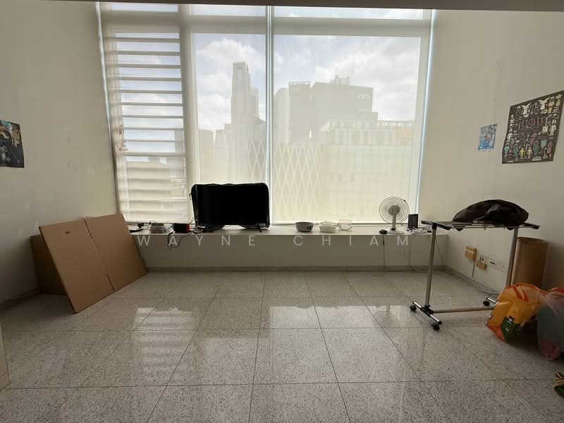 The Central, 6 Eu Tong Sen Street, 640 sqft, Office For Sale, by Wayne Chiam, 500147238 - Living Room - CommercialGuru.com.sg