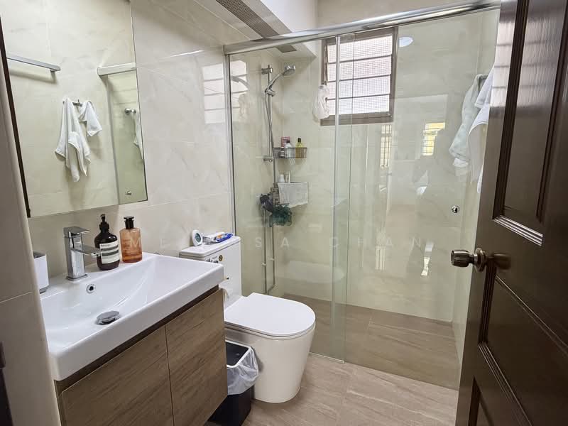 161B Punggol Central, 161B Punggol Central, 3 Bedrooms, 1,227 sqft, HDB Flat For Rent, by Melissa Chan, 500147240 - Bathroom - PropertyGuru.com.sg